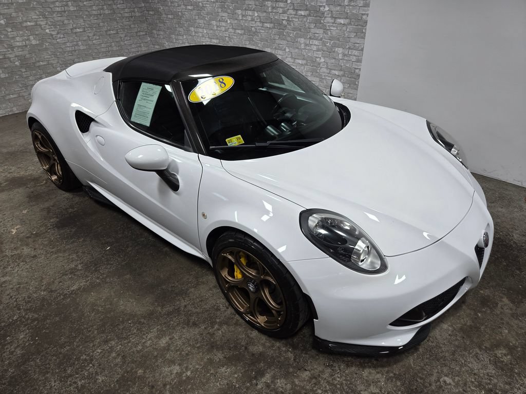 Used 2018 Alfa Romeo 4C Spider RWD image 54