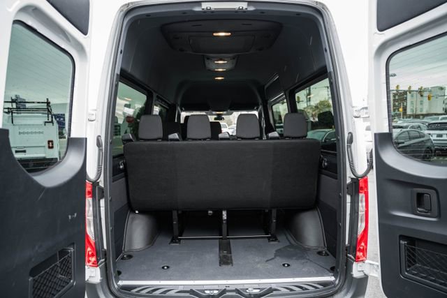 Used 2024 Mercedes-Benz Sprinter 2500 image 10