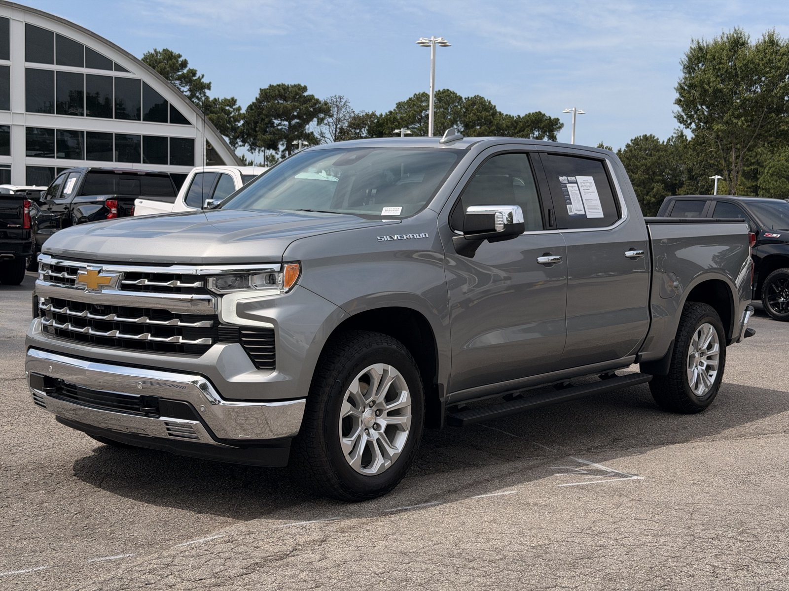Used 2024 Chevrolet Silverado 1500 LTZ w/ LTZ Premium Package RWD image 7