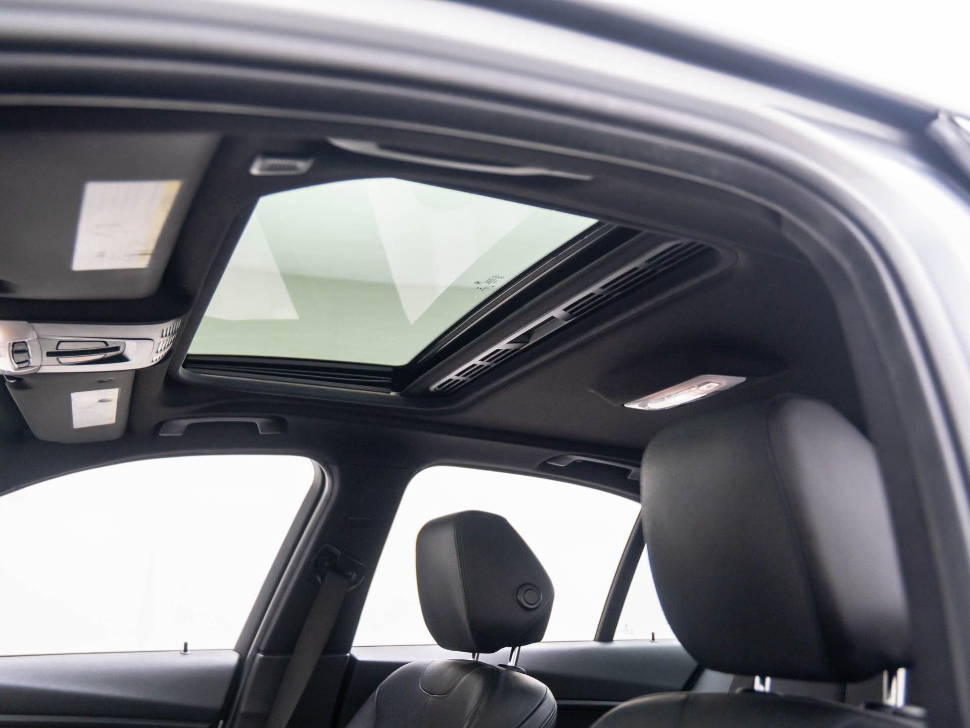 Used 2016 BMW 320i xDrive 320i xDrive image 16