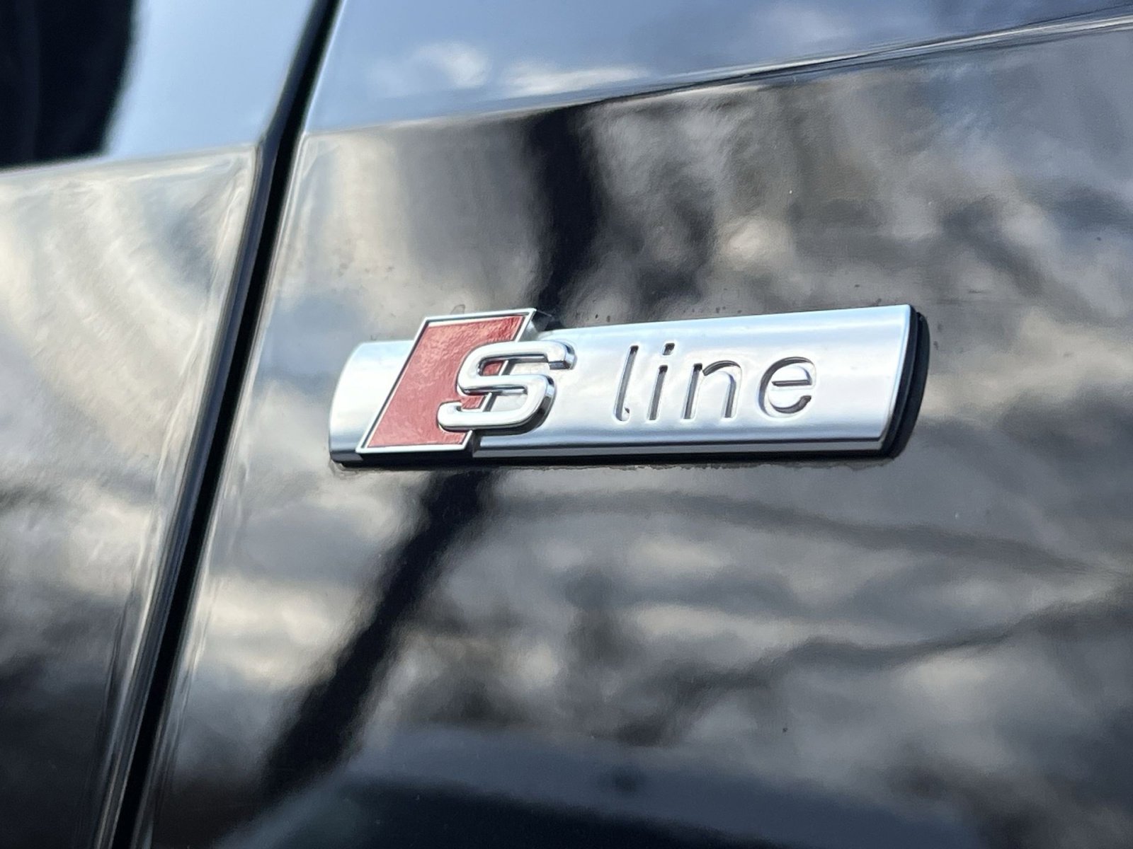 Used 2025 Audi A8 L 3.0T image 28