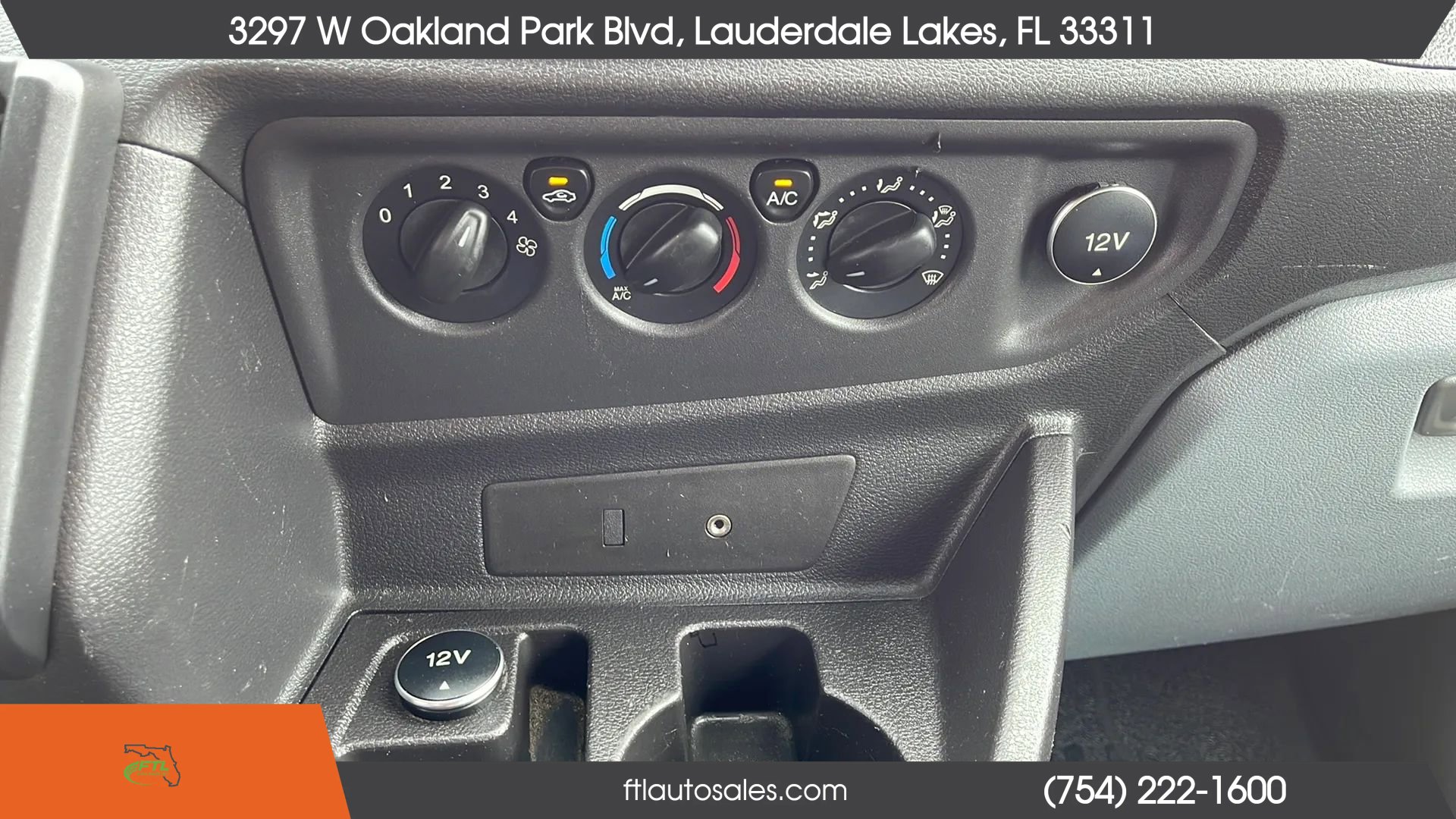 Used 2015 Ford Transit 150 130 Low Roof w/ Exterior Upgrade Package RWD image 52