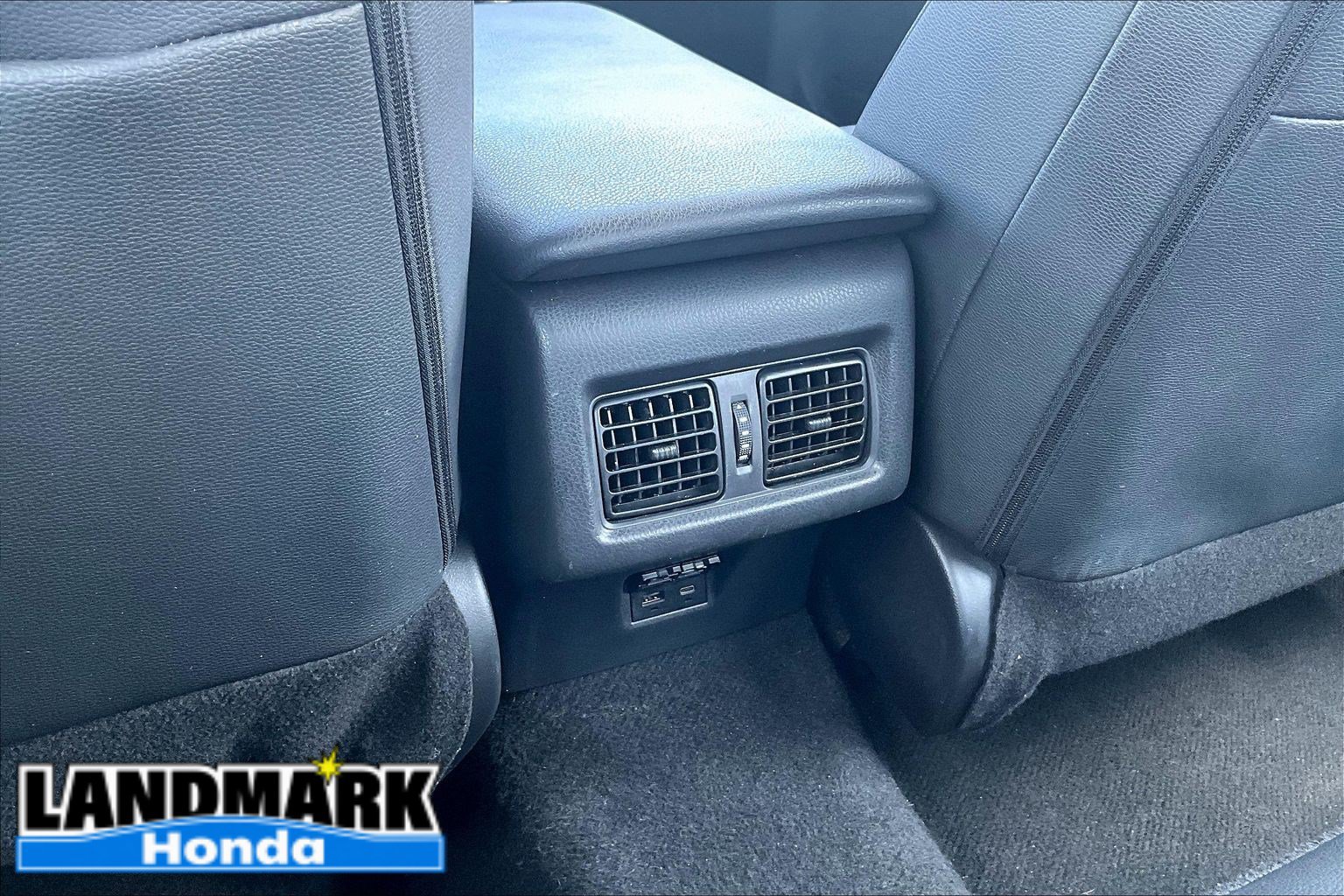 Used 2025 Toyota Camry SE FWD image 24