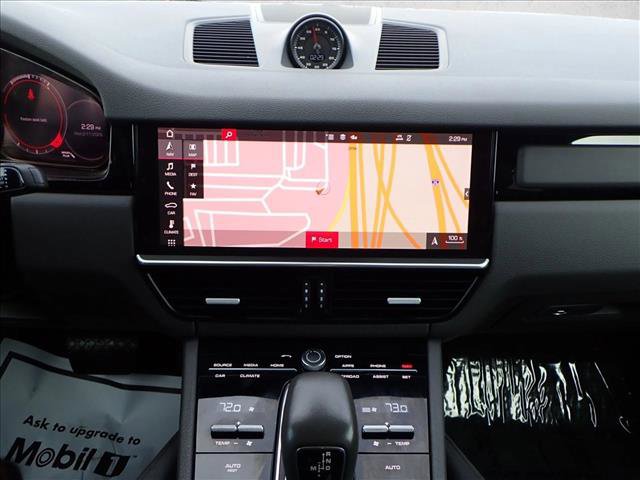 Used 2021 Porsche Cayenne Coupe image 19