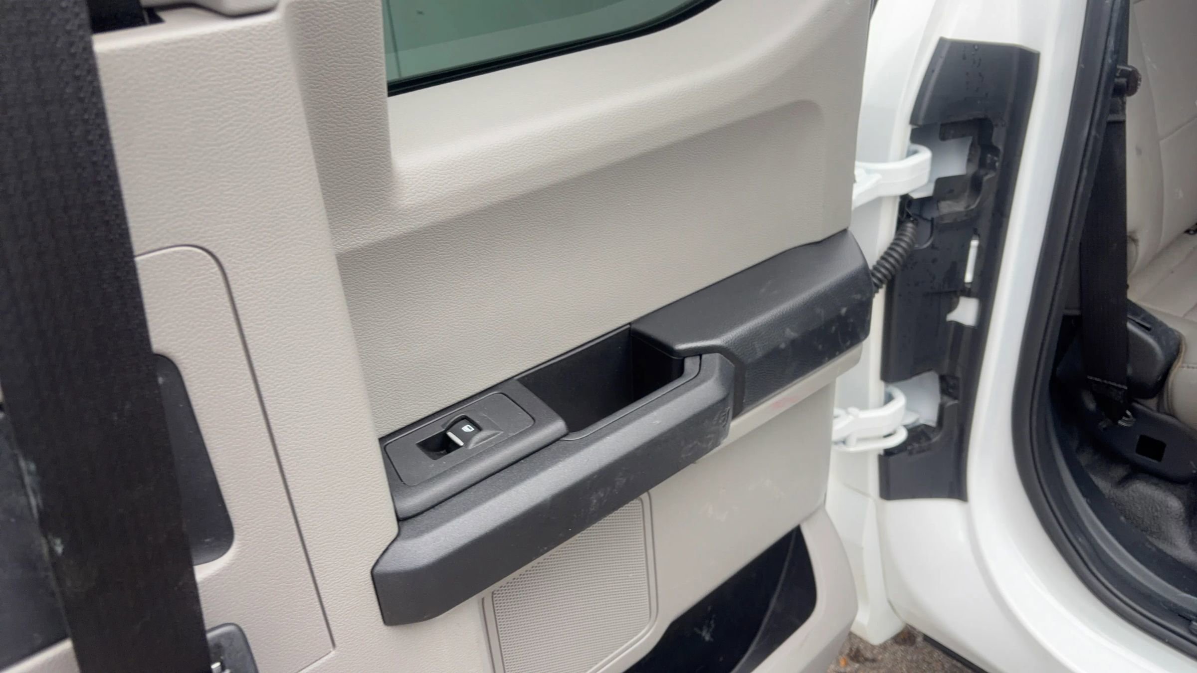 Used 2021 Ford F250 XL w/ Power Equipment Group RWD image 10