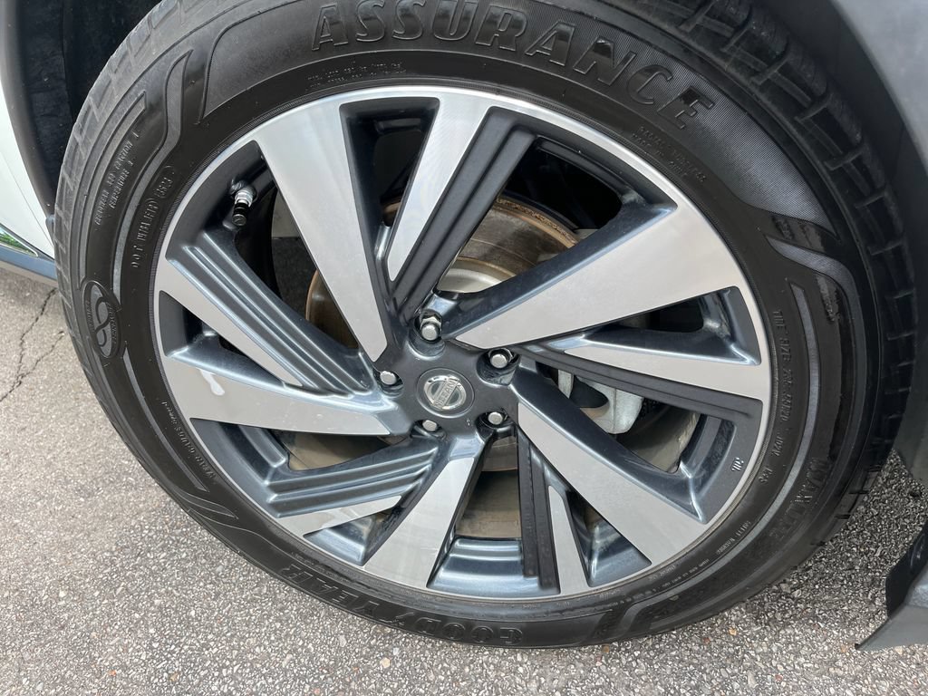 Used 2018 Nissan Murano Platinum w/ Cargo Package FWD image 36