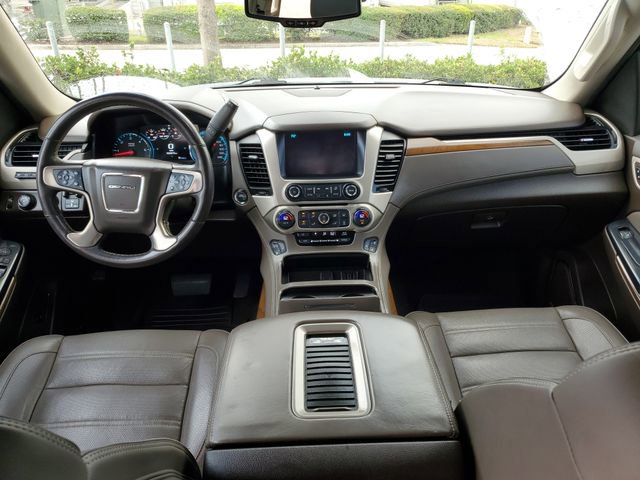 Used 2020 GMC Yukon Denali w/ Denali Ultimate Package image 11
