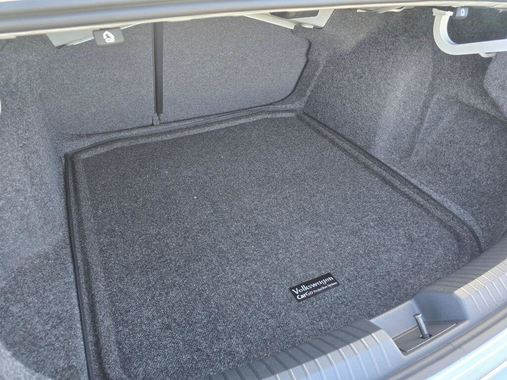 New 2026 Volkswagen Jetta SE image 16