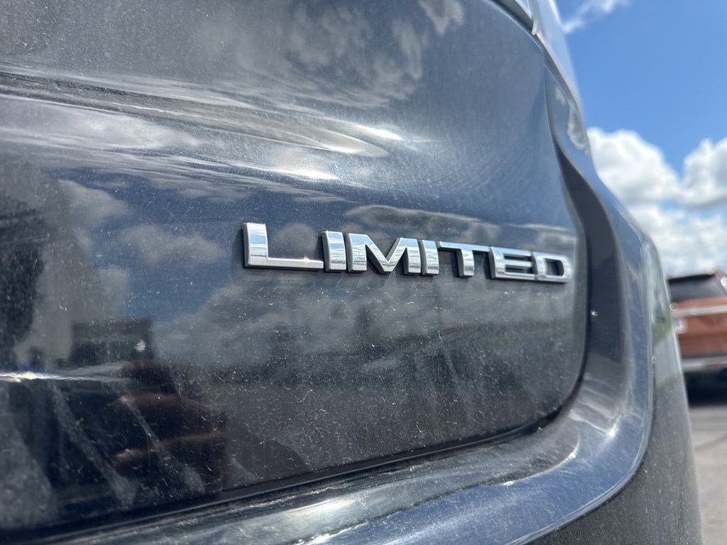 Used 2018 Jeep Compass Limited w/ Navigation Group image 7