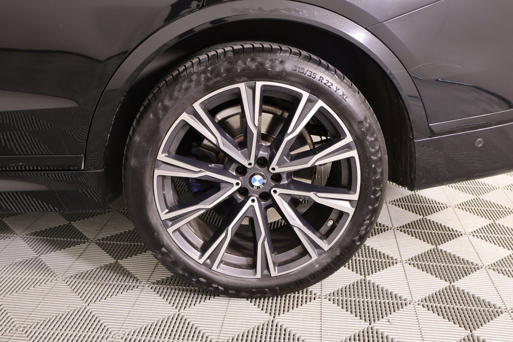 Used 2022 BMW X7 xDrive40i w/ M Sport Package image 23