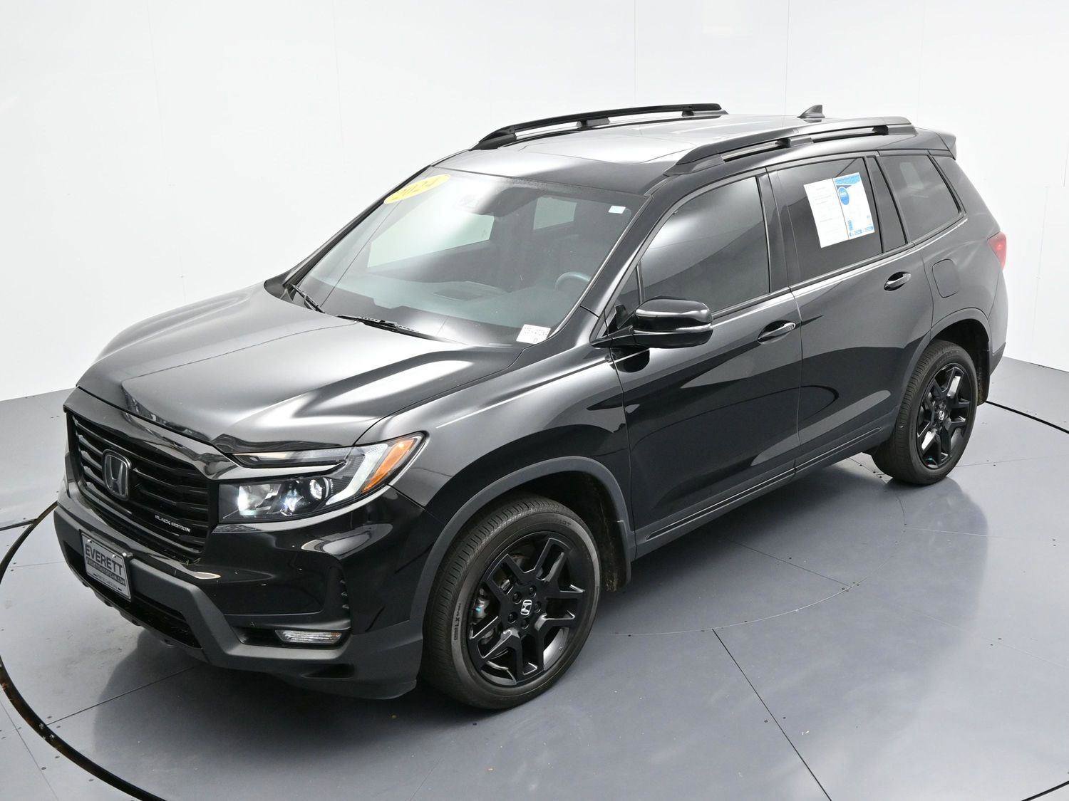 Used 2024 Honda Passport Black Edition image 45