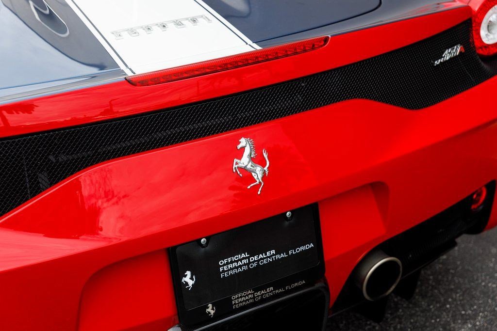 Used 2015 Ferrari 458 Speciale A image 16