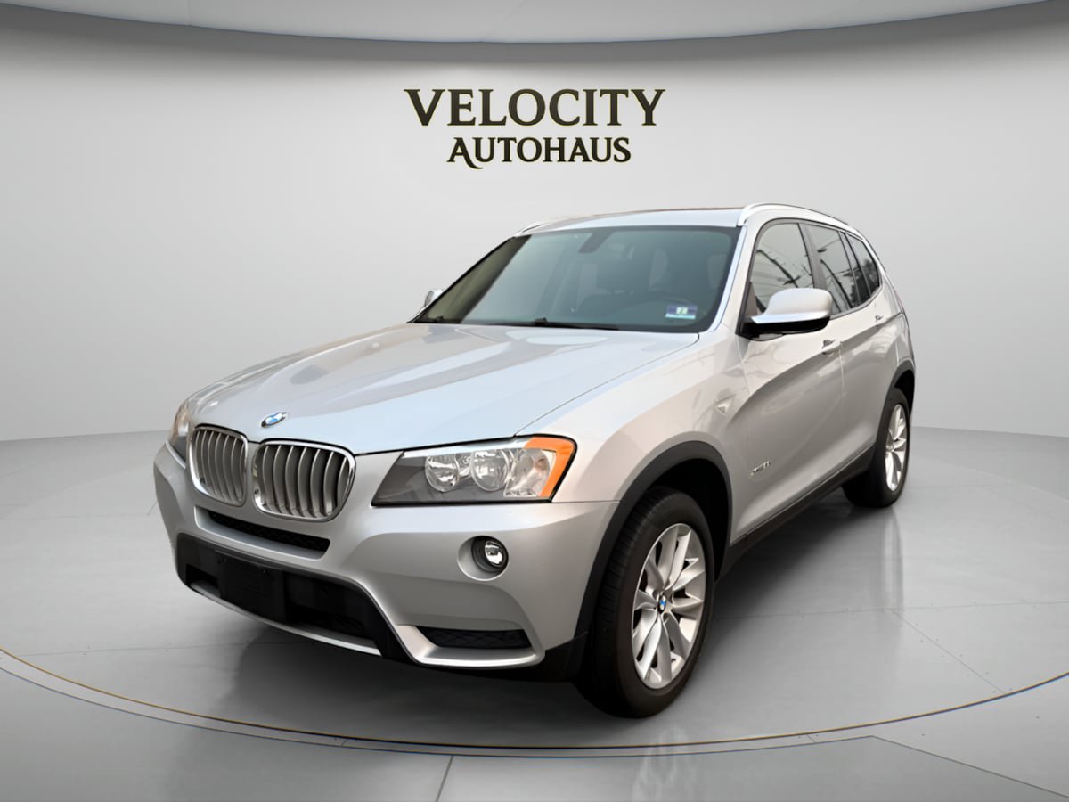 Used 2013 BMW X3 xDrive28i AWD/4WD image 3