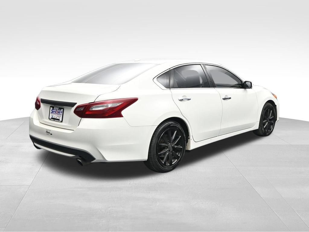 Used 2018 Nissan Altima 2.5 SV FWD image 5
