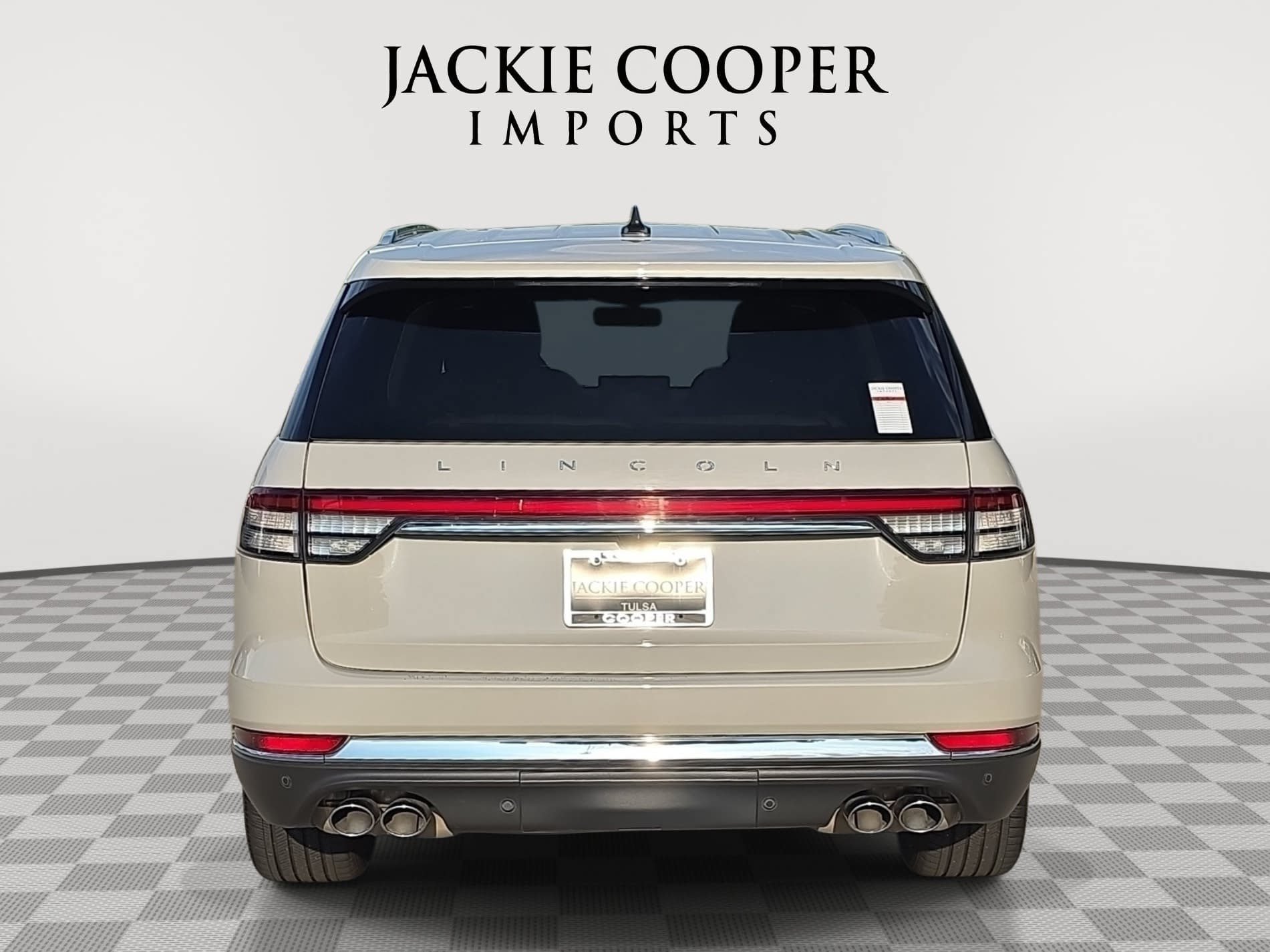 Used 2023 Lincoln Aviator Reserve w/ Equipment Group 201A AWD/4WD image 6