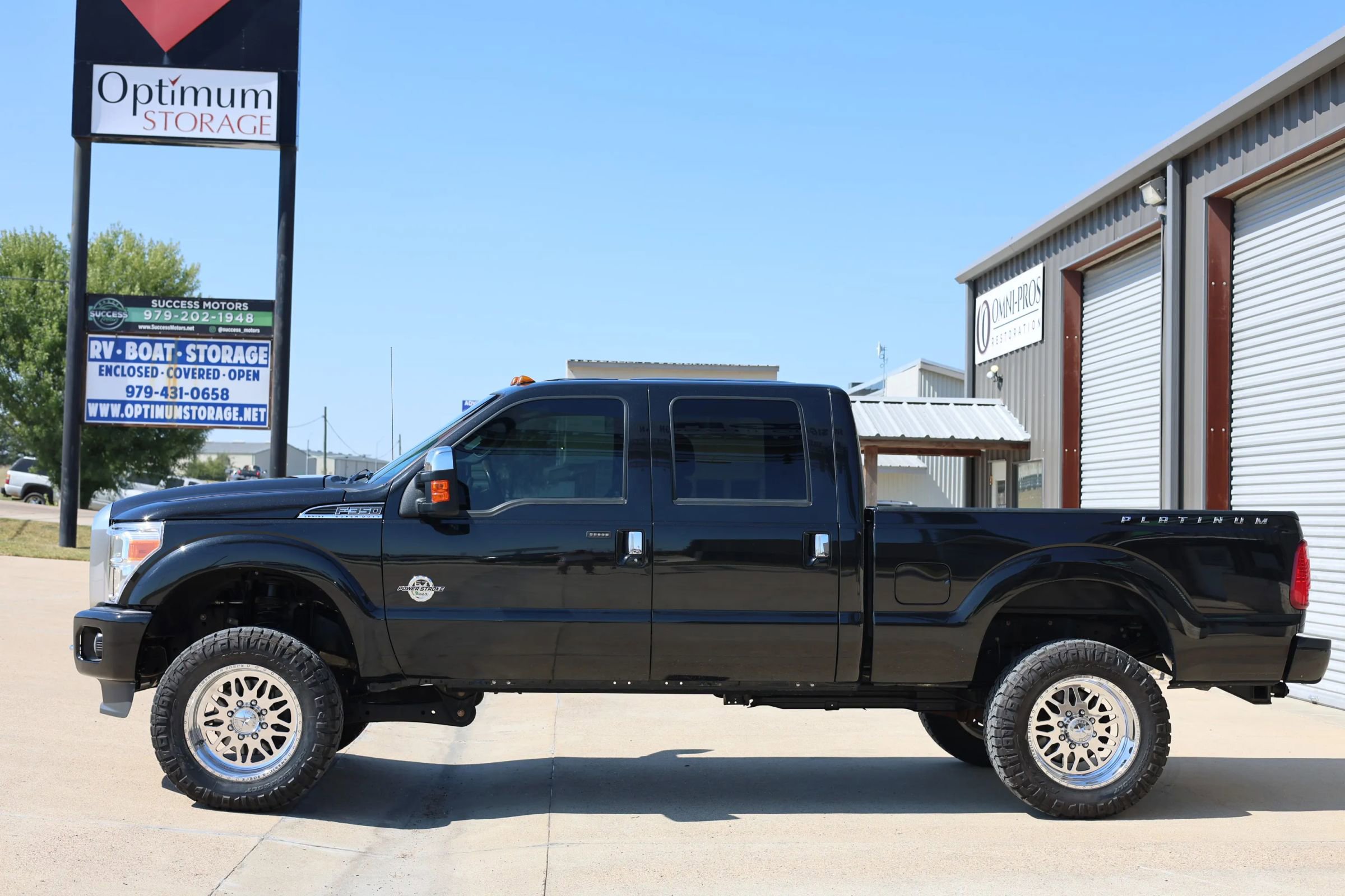 Used 2015 Ford F350 Platinum image 9