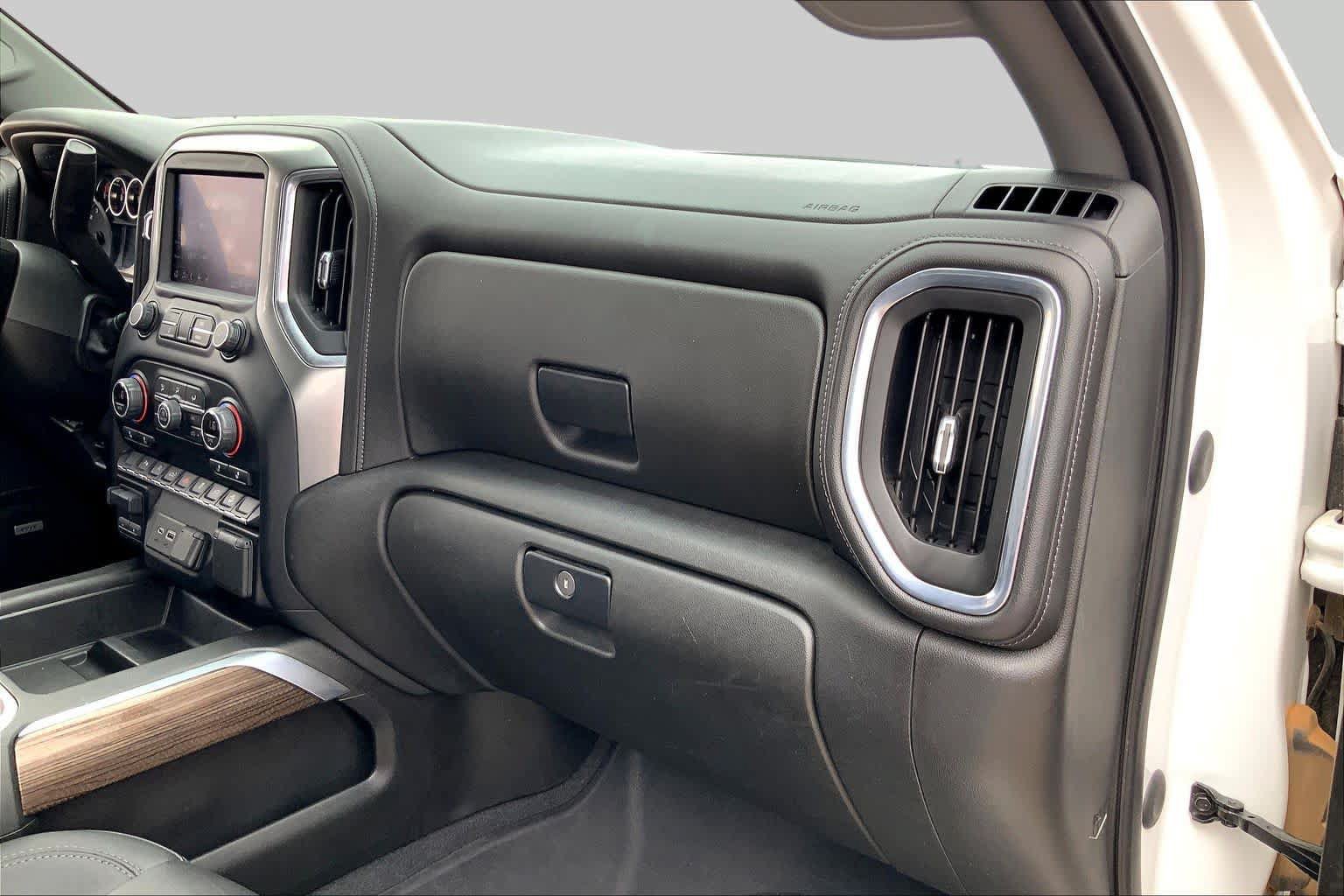 Used 2021 Chevrolet Silverado 1500 LT Trail Boss w/ Convenience Package II AWD/4WD image 19