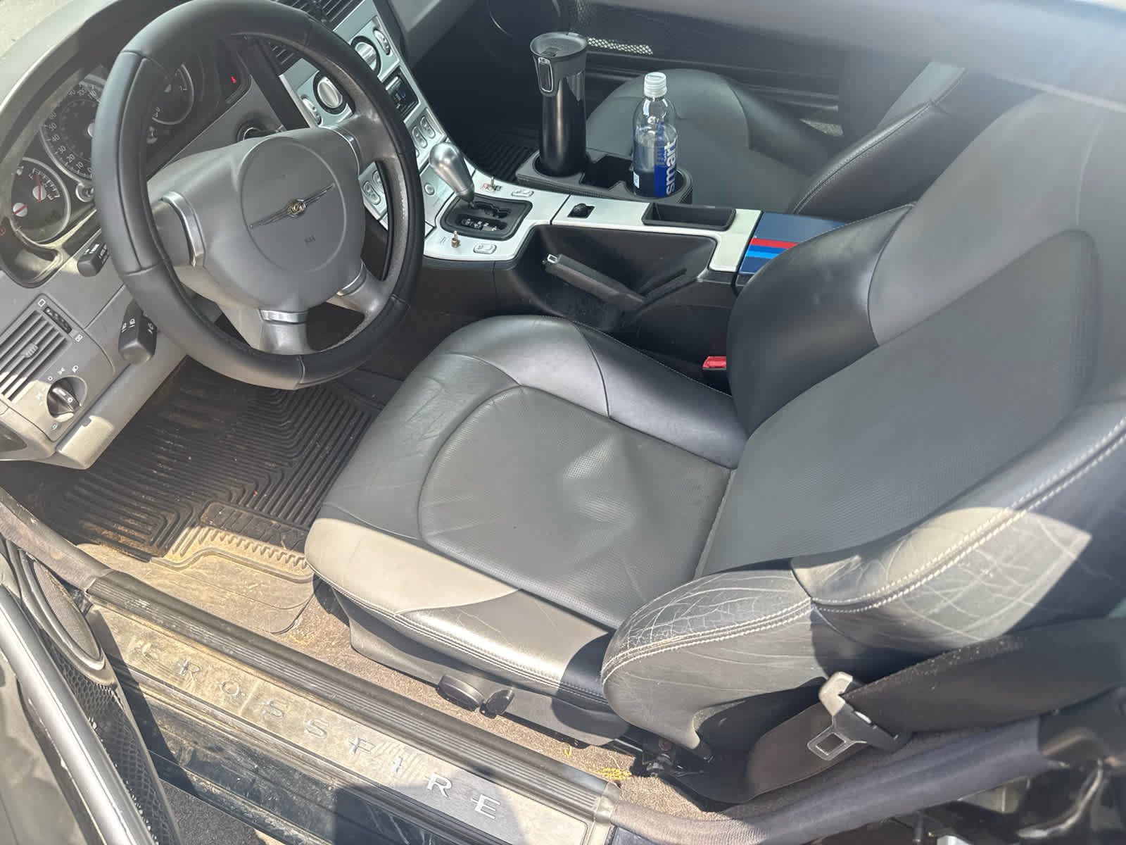Used 2004 Chrysler Crossfire Coupe RWD image 5