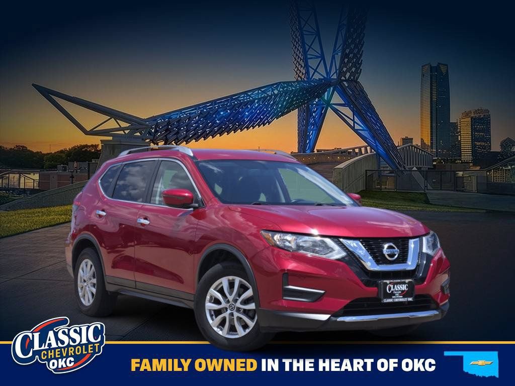Used 2017 Nissan Rogue SV