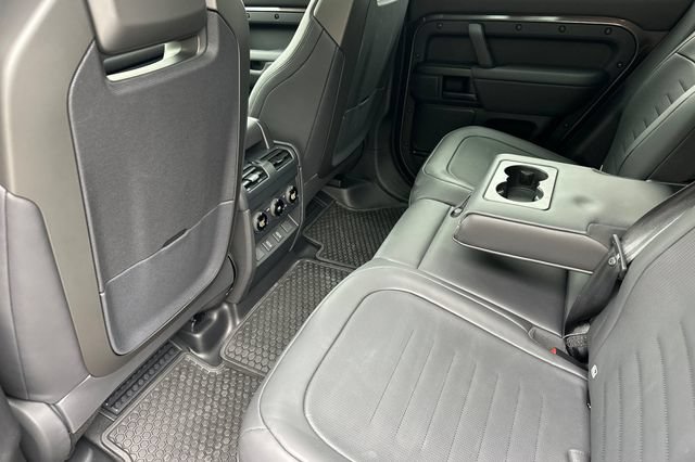New 2026 Land Rover Defender 110 AWD/4WD image 11