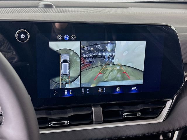 New 2026 Chevrolet Equinox LT w/ Convenience Package II image 14