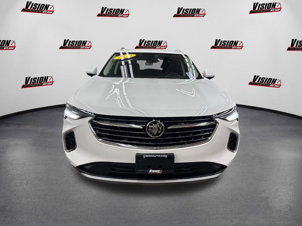 Used 2023 Buick Envision Essence image 2