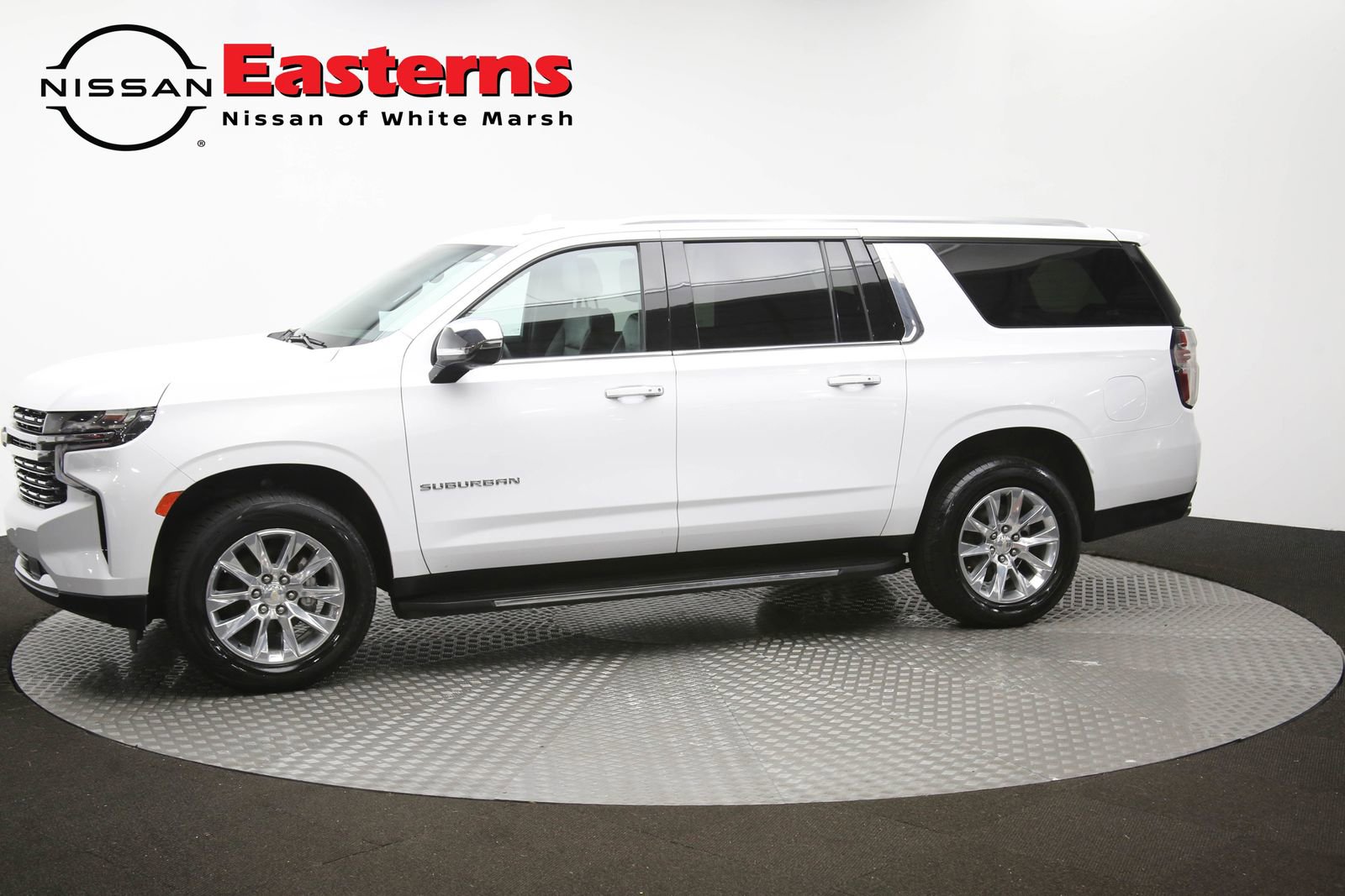 Used 2023 Chevrolet Suburban Premier RWD image 61
