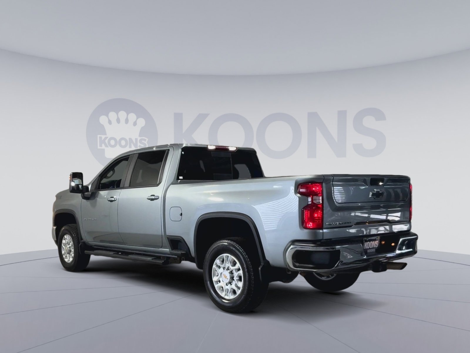 Used 2024 Chevrolet Silverado 2500 LT AWD/4WD image 8