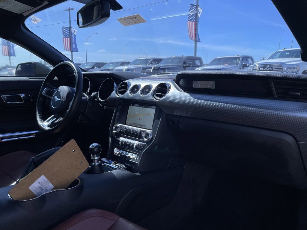 Used 2017 Ford Mustang GT Premium w/ GT Performance Package image 27