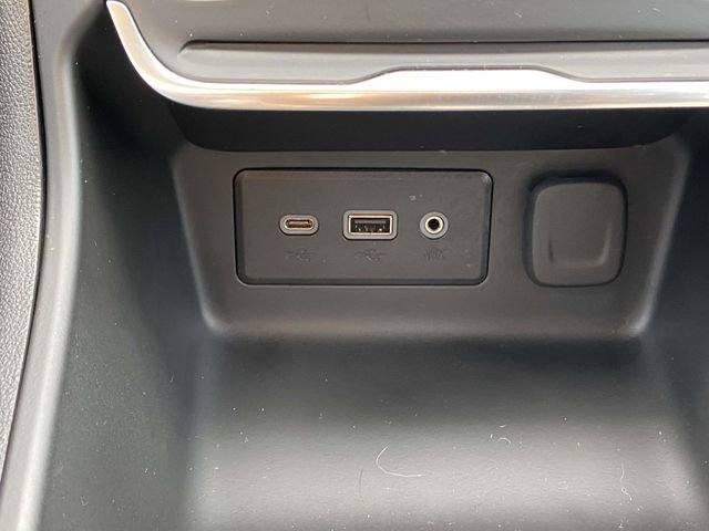 Used 2020 GMC Terrain SLE w/ Driver Convenience Package image 28