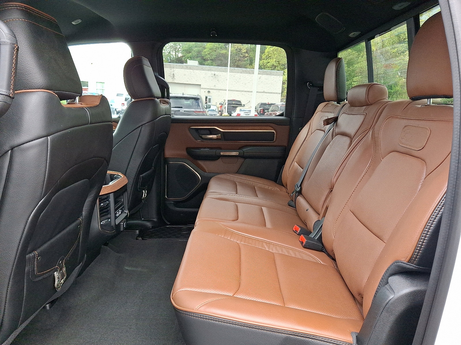 Certified 2022 RAM 1500 Limited w/ Bed Utility Group image 10