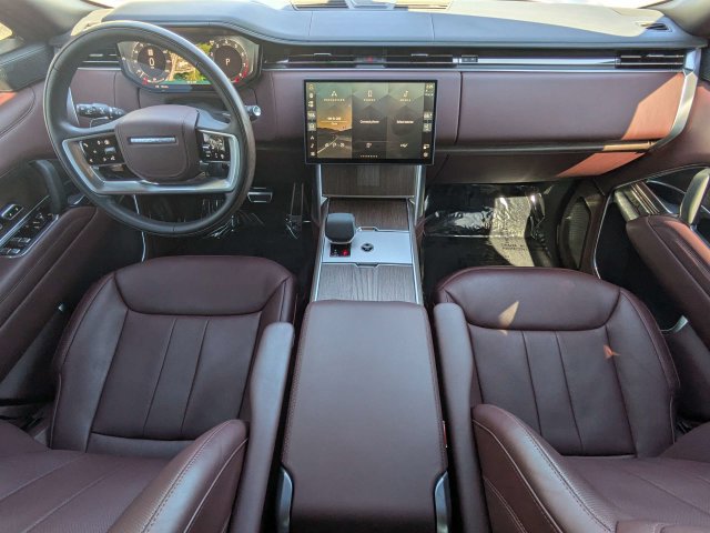Used 2025 Land Rover Range Rover Long Wheelbase Autobiography AWD/4WD image 34