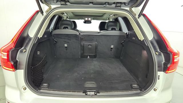 Used 2023 Volvo XC60 B5 Ultimate FWD image 39