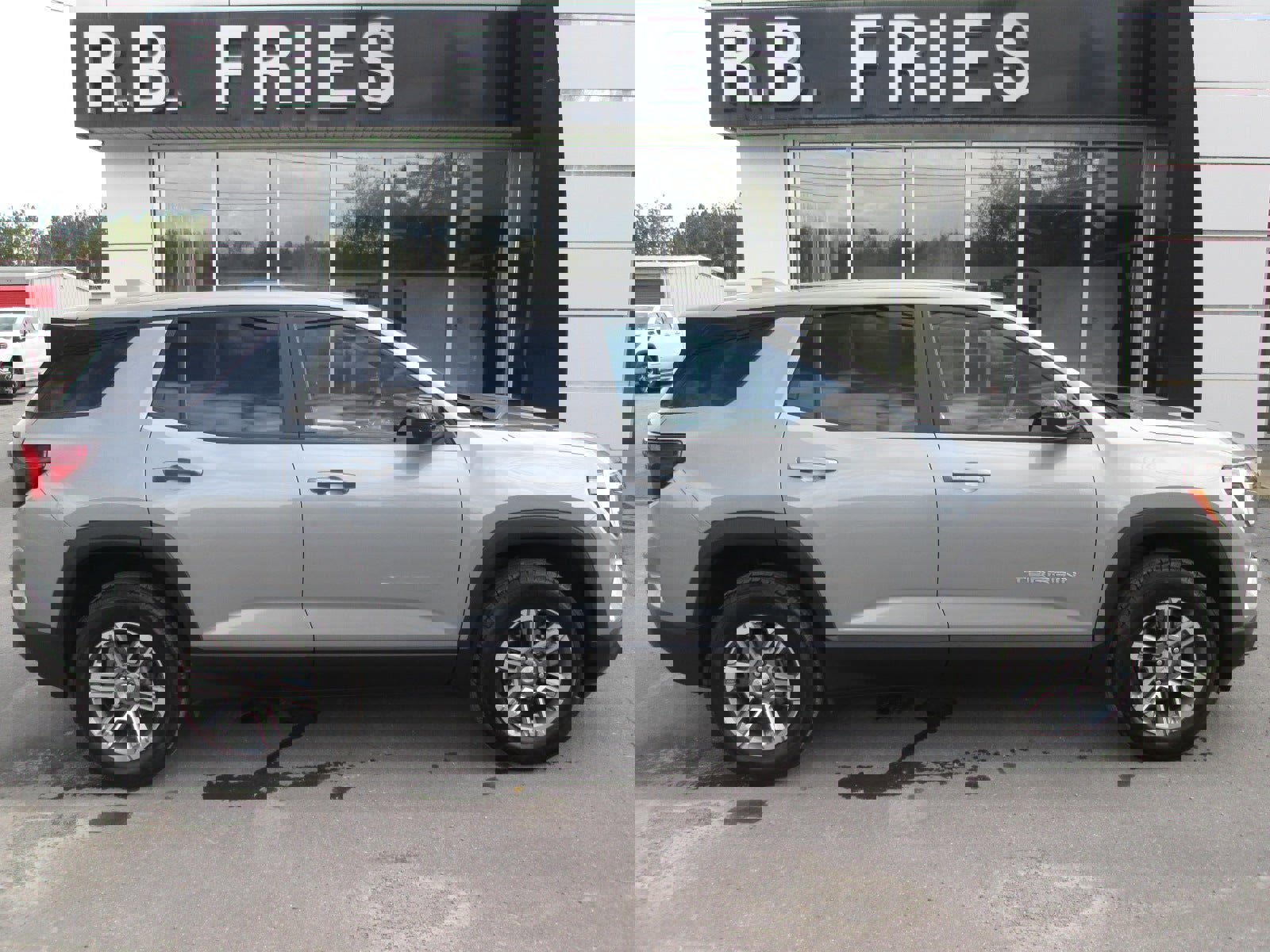 Certified 2025 GMC Terrain Elevation image 6