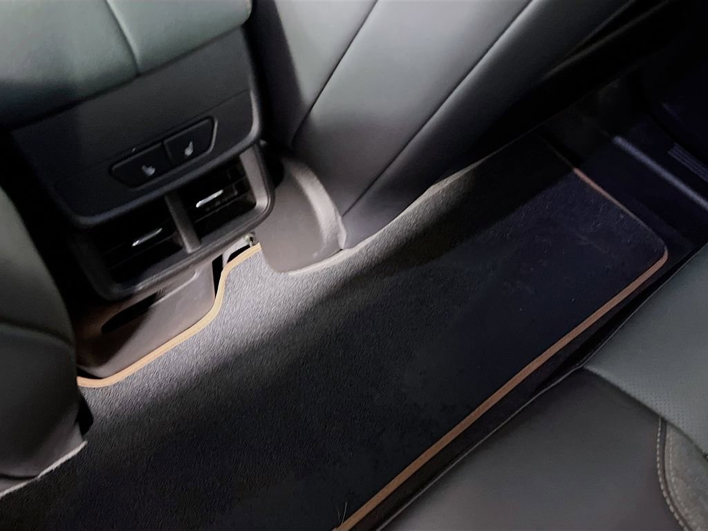 New 2026 GMC Terrain AT4 w/ Convenience Package III image 23