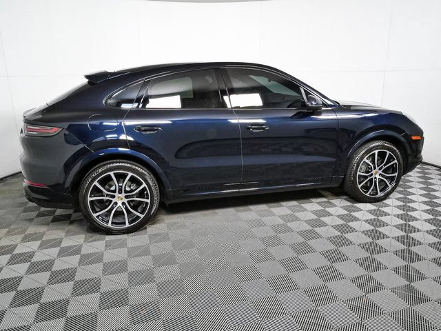 Certified 2023 Porsche Cayenne S AWD/4WD image 29