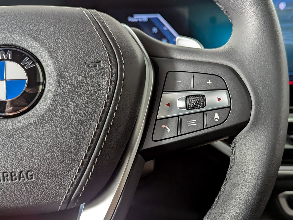 Used 2025 BMW X5 xDrive40i w/ Premium Package image 37