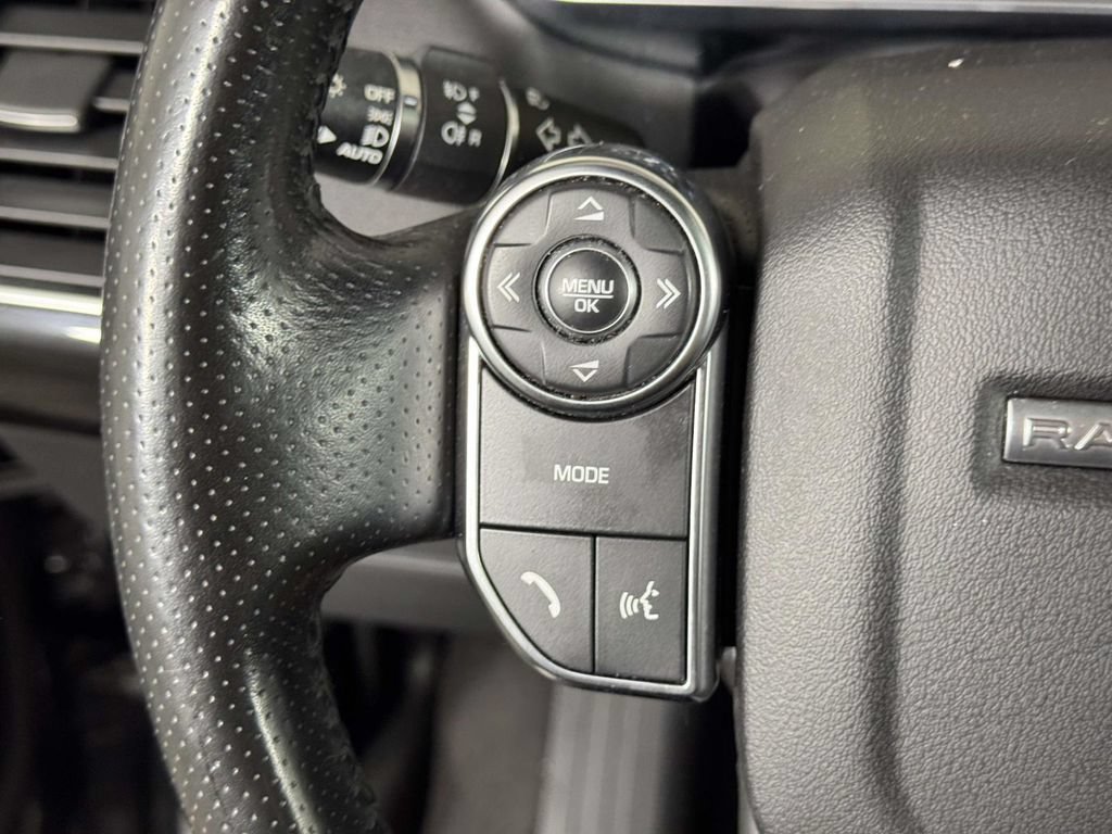 Used 2017 Land Rover Range Rover Sport HSE AWD/4WD image 22