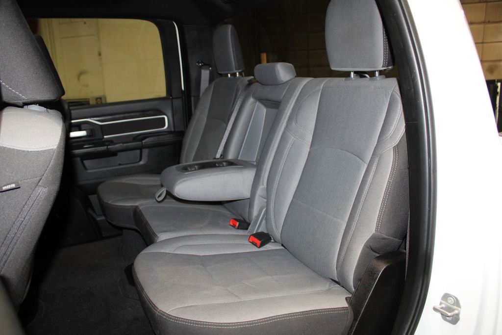 Used 2024 RAM 3500 Big Horn AWD/4WD image 22