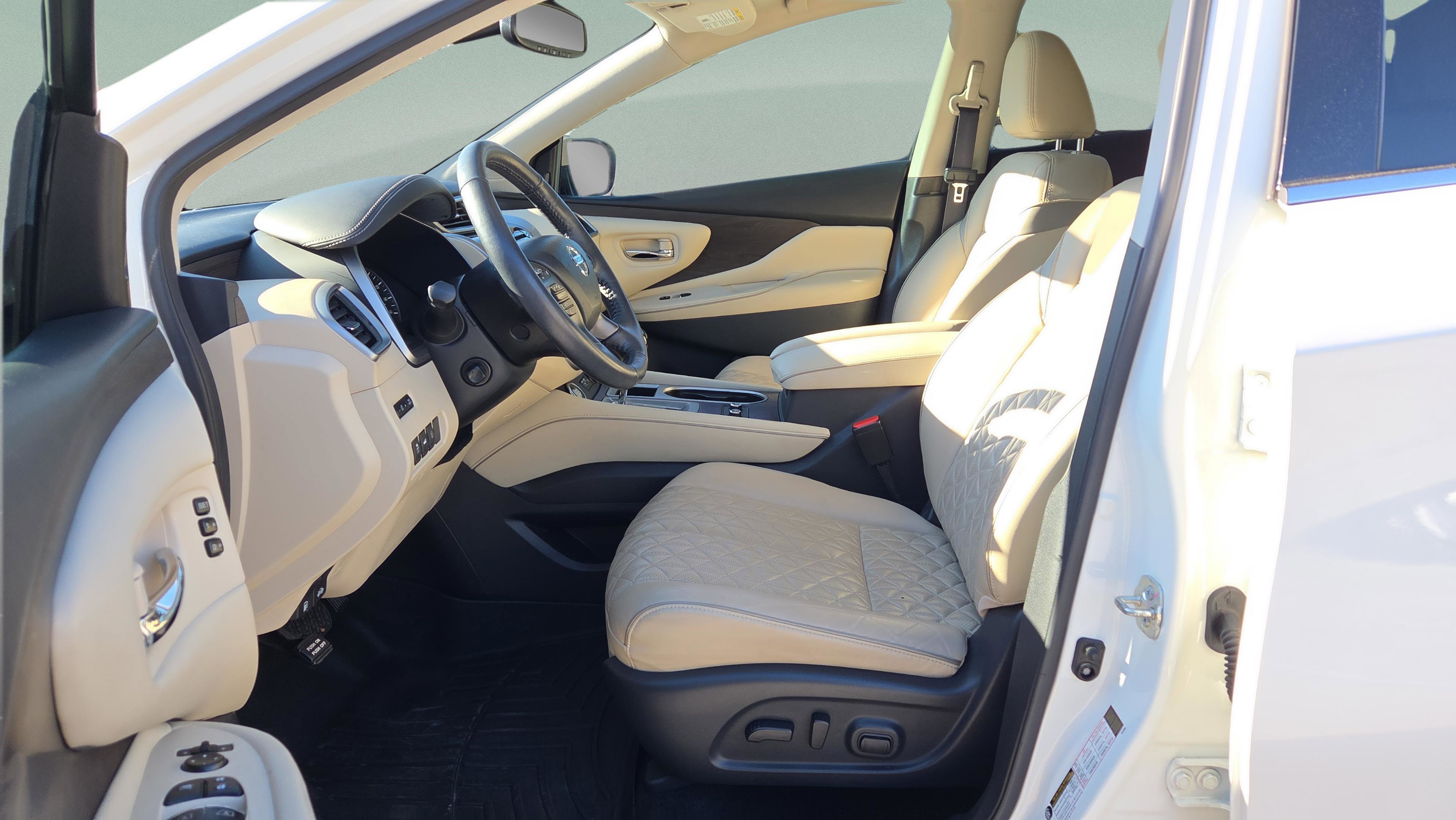 Used 2020 Nissan Murano Platinum image 11