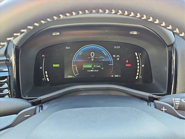 Used 2025 Toyota Camry SE image 11