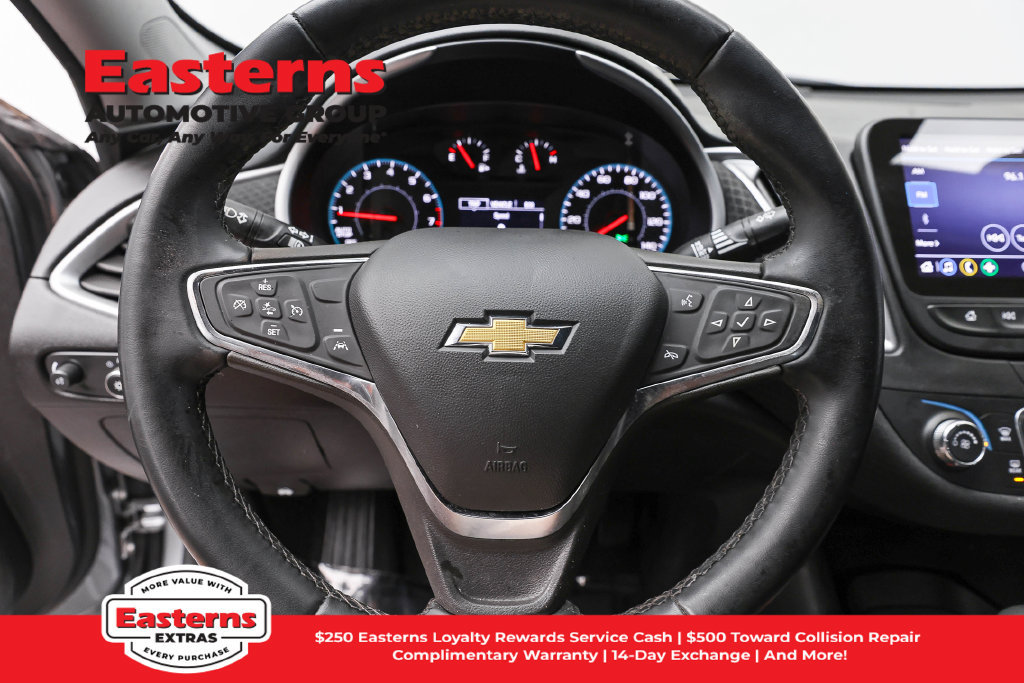 Used 2024 Chevrolet Malibu RS FWD image 11
