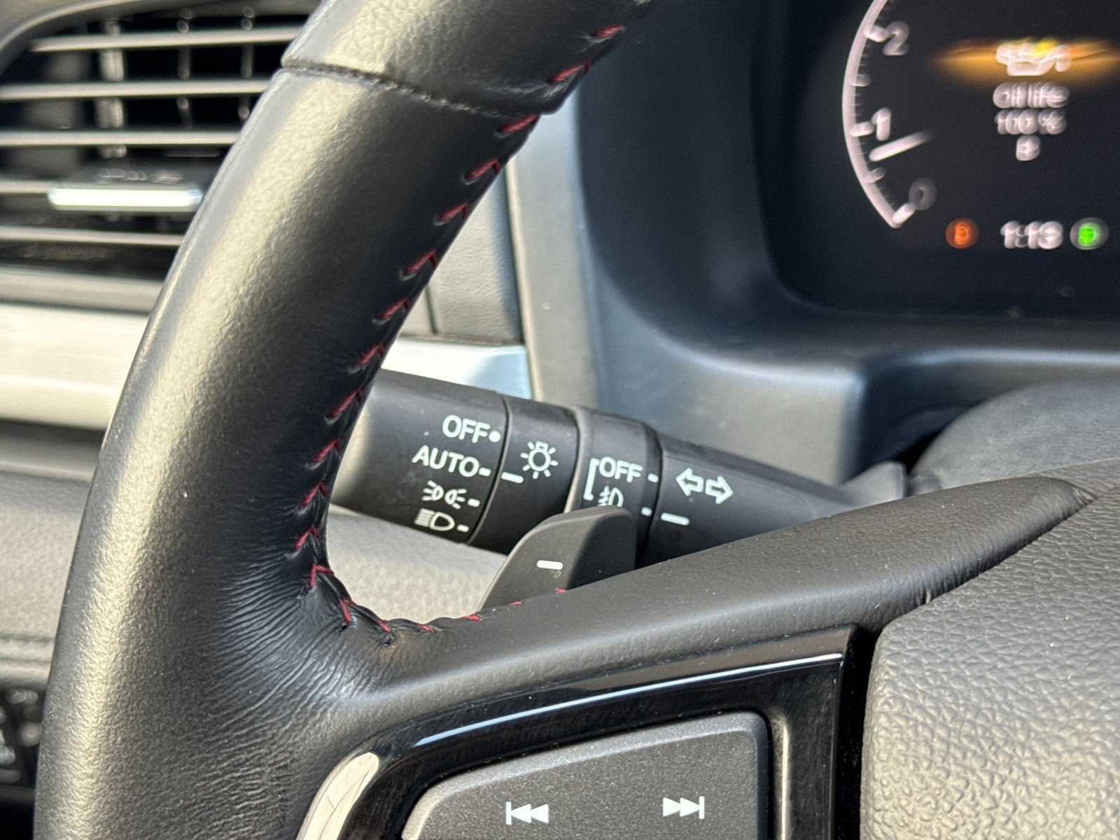 Used 2025 Honda Odyssey Sport-L image 30