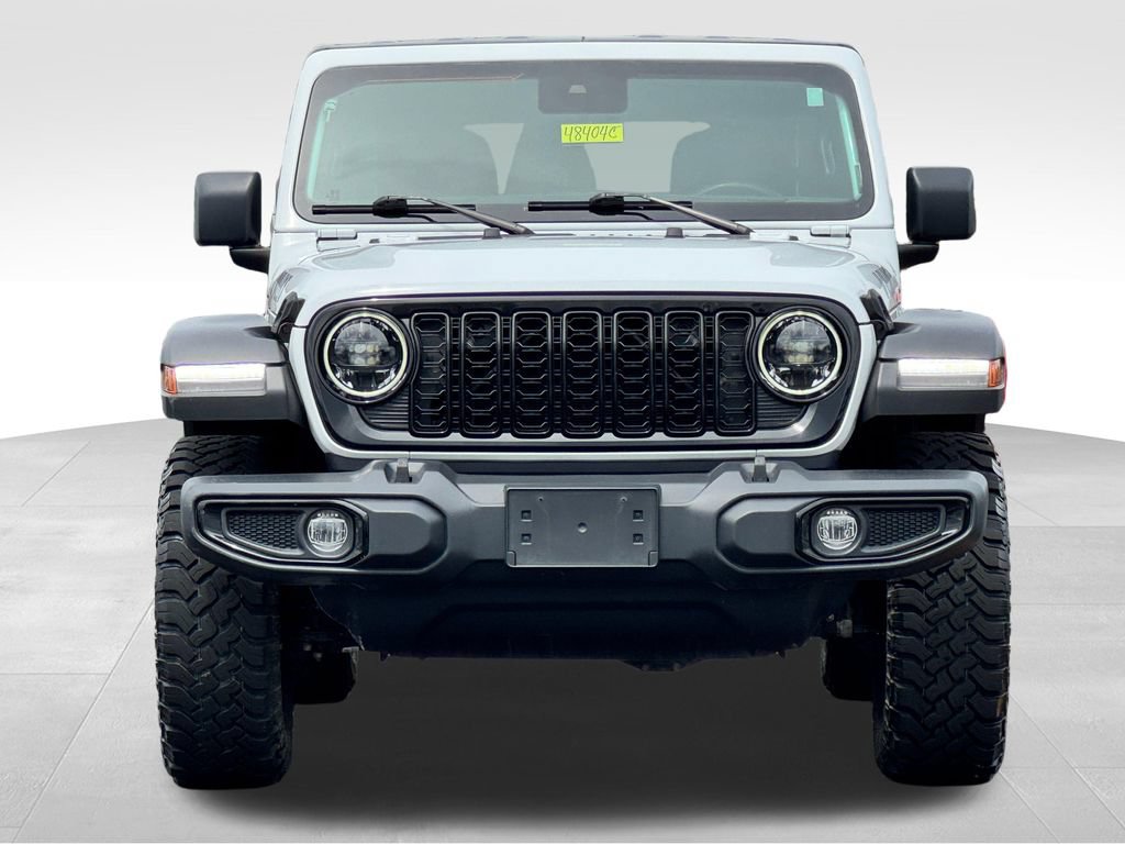 Used 2024 Jeep Wrangler Unlimited Sport AWD/4WD image 2