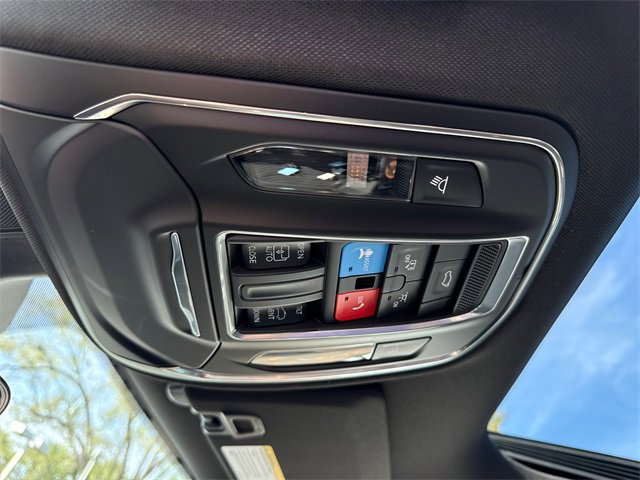 New 2025 Jeep Grand Cherokee Altitude image 27