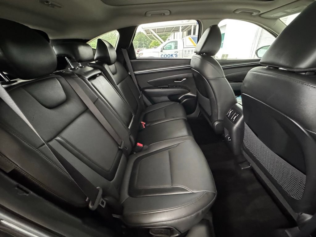 Used 2024 Hyundai Tucson Limited AWD/4WD image 23