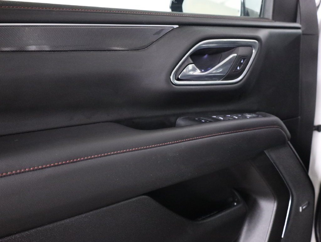 Used 2021 Chevrolet Tahoe RST w/ Luxury Package AWD/4WD image 10