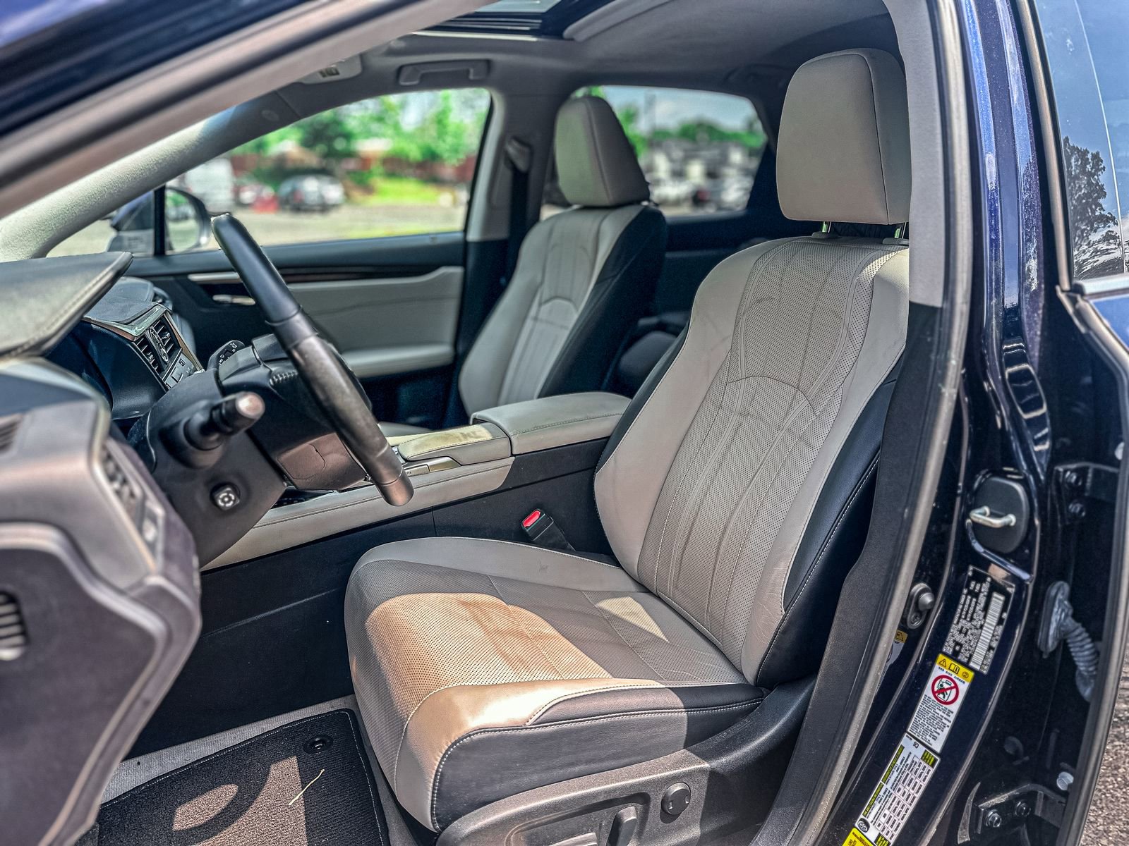 Used 2019 Lexus RX 350 AWD image 13