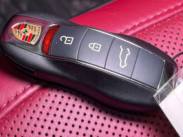 Certified 2023 Porsche Macan Turbo image 45