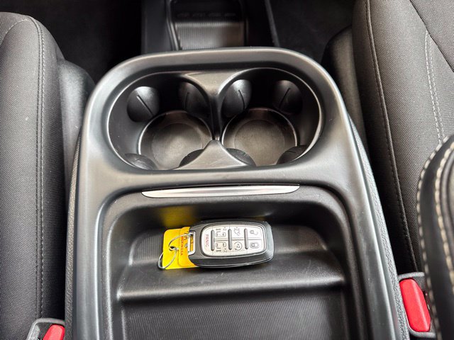 Used 2023 Chrysler Pacifica Touring FWD image 25